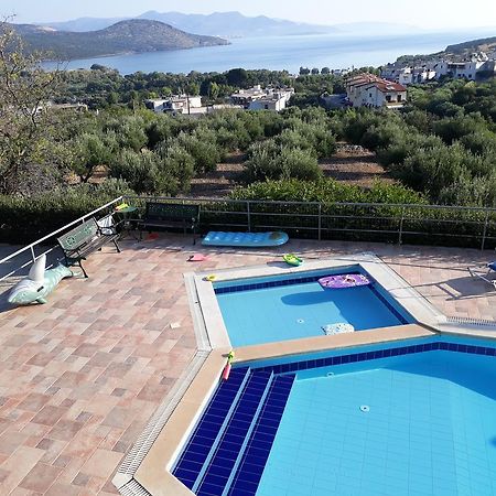 Stelios Apartments Істрон Екстер'єр фото
