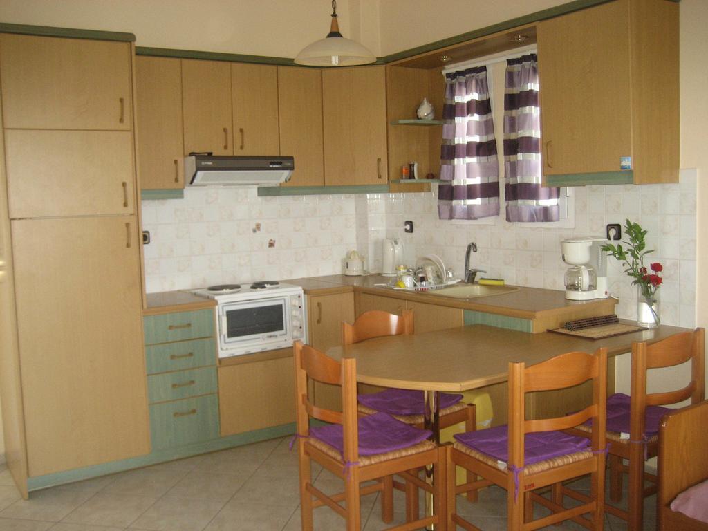 Stelios Apartments Істрон Екстер'єр фото