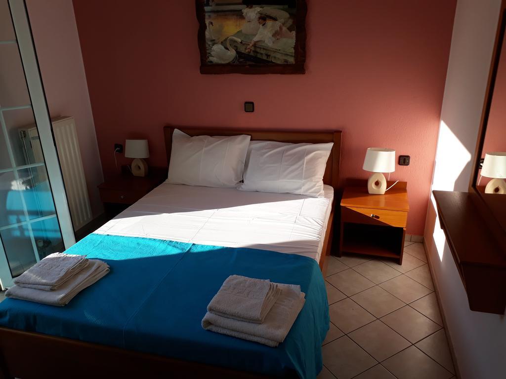 Stelios Apartments Істрон Екстер'єр фото